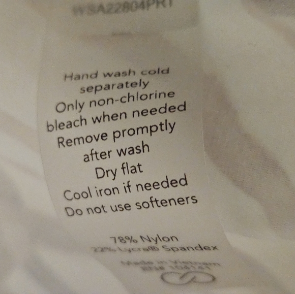 Calia Crop Top - Picture 3 of 6